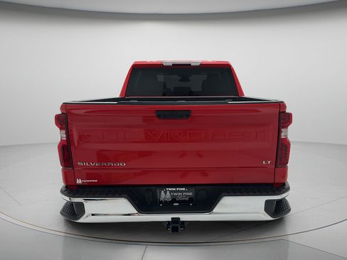 Used 2024 Chevrolet Silverado 1500 LT AWD/4WD image 6