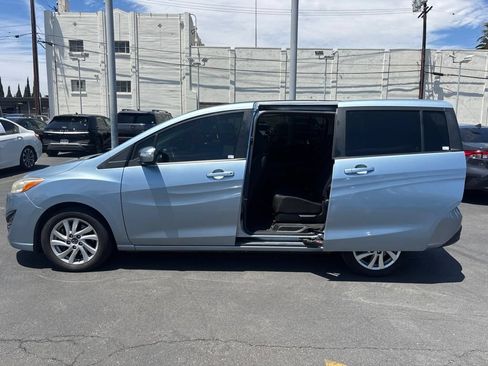 Used 2013 MAZDA MAZDA5 Sport FWD image 3