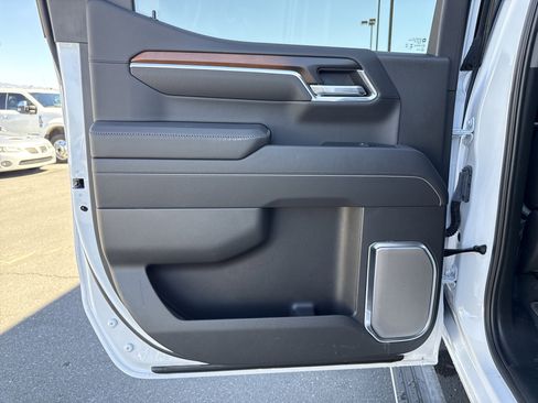 Used 2025 GMC Sierra 1500 Denali w/ Denali Reserve Package image 25