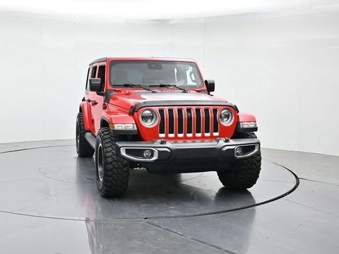 Used 2019 Jeep Wrangler Unlimited Sahara w/ Safety Group AWD/4WD image 4