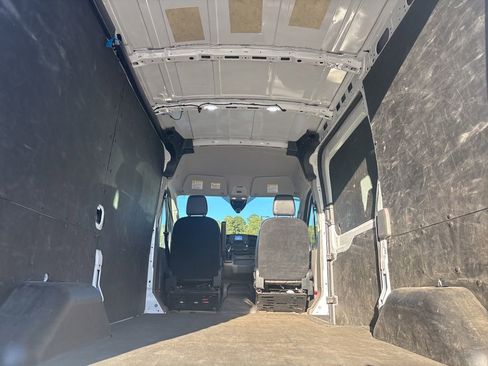 Used 2023 Ford Transit 250 Medium Roof AWD w/ Load Area Protection Package image 15