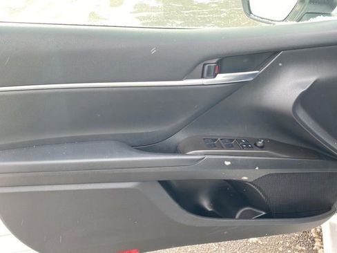 Used 2023 Toyota Camry SE image 15