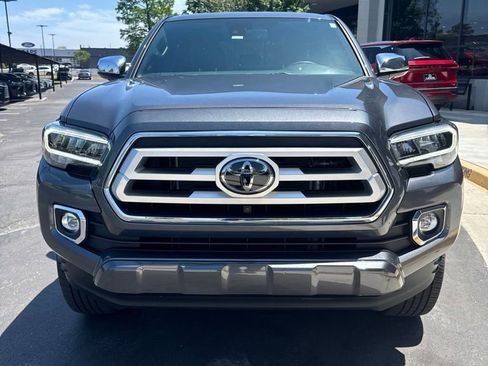 Used 2023 Toyota Tacoma Limited RWD image 2