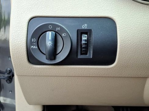 Used 2007 Ford Mustang GT RWD image 17