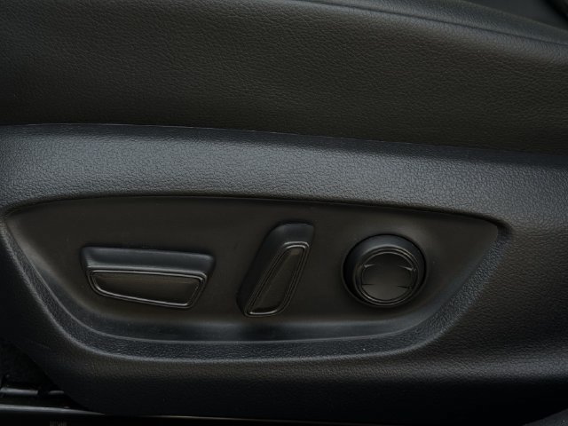 Used 2024 Toyota Camry SE FWD image 24