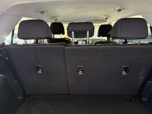 Used 2021 Hyundai Venue SE FWD image 39