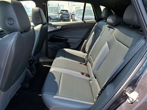 Used 2023 Volkswagen ID.4 Pro S RWD image 13