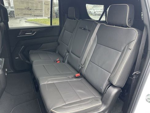 New 2026 GMC Yukon XL Elevation AWD/4WD image 25