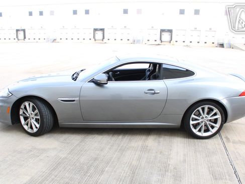 Used 2012 Jaguar XKR R RWD image 2