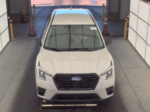 Used 2023 Subaru Forester AWD/4WD image 2