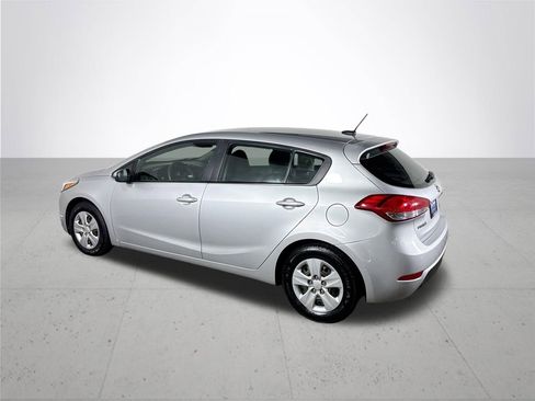Used 2018 Kia Forte LX FWD image 8