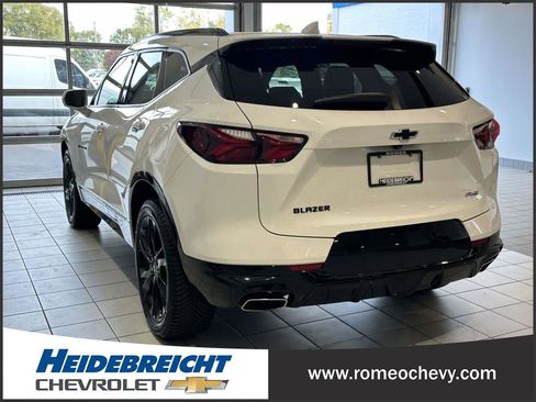 Used 2019 Chevrolet Blazer RS w/ Sun and Wheels Package image 5