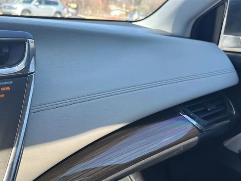 Used 2013 Toyota Avalon XLE Premium image 38