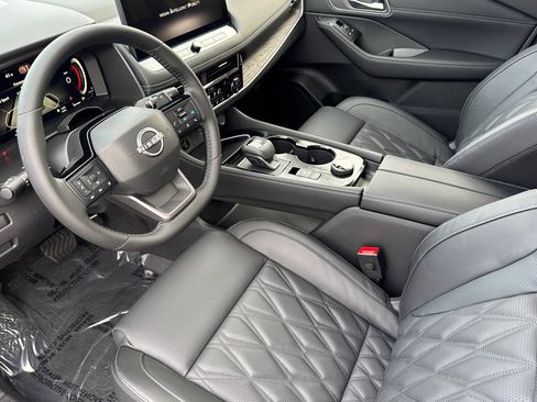 New 2025 Nissan Pathfinder Rock Creek image 10