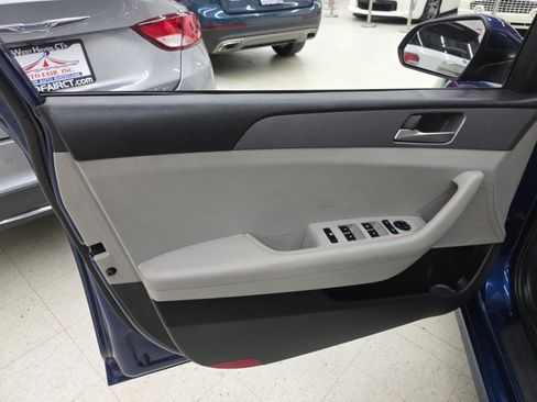 Used 2019 Hyundai Sonata SE FWD image 12