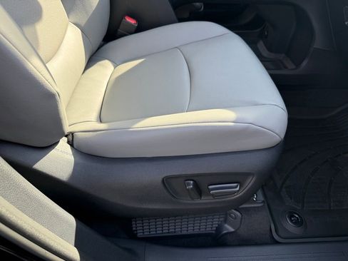 New 2026 Toyota Sienna XLE image 45