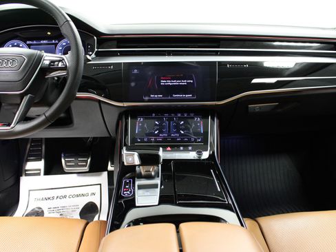 Used 2023 Audi S8 image 18