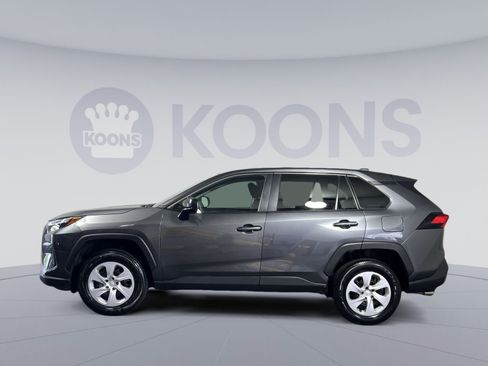 Used 2025 Toyota RAV4 LE AWD/4WD image 7