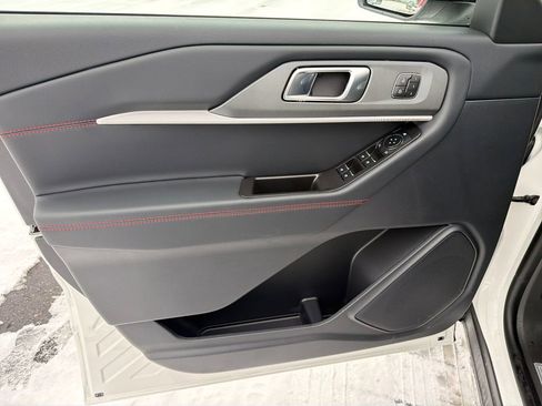 New 2026 Ford Explorer ST-Line w/ ST-Line Street Pack image 10