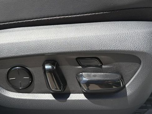 New 2026 Lexus RX 450h AWD image 27