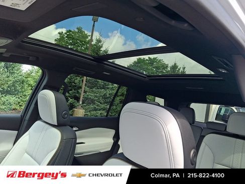 Certified 2026 Chevrolet Traverse High Country AWD/4WD image 14