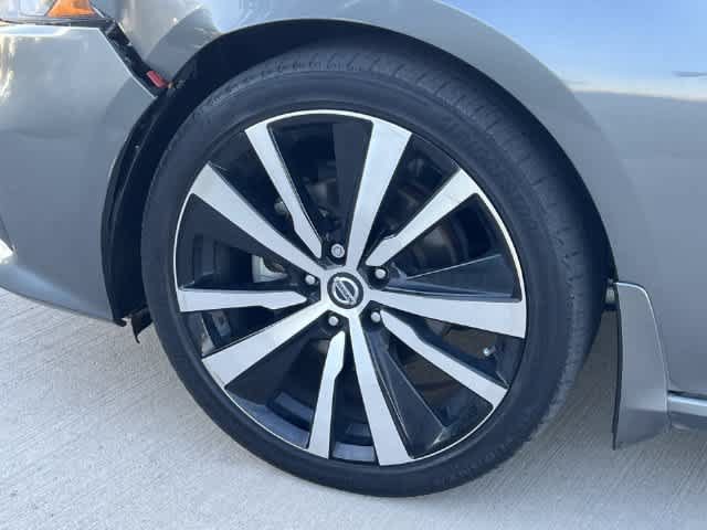 Used 2022 Nissan Altima 2.5 SR FWD image 9