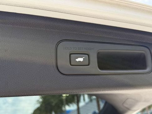 Used 2024 Honda Odyssey EX-L image 15