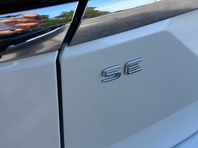 Certified 2026 Volkswagen Atlas SE FWD image 13