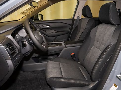 New 2026 Nissan Rogue SV image 14