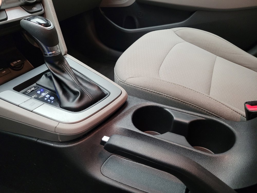 Used 2019 Hyundai Elantra SEL FWD image 26