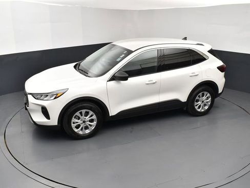 Used 2023 Ford Escape Active image 15