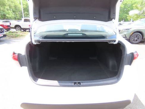 Used 2024 Toyota Corolla LE FWD image 11