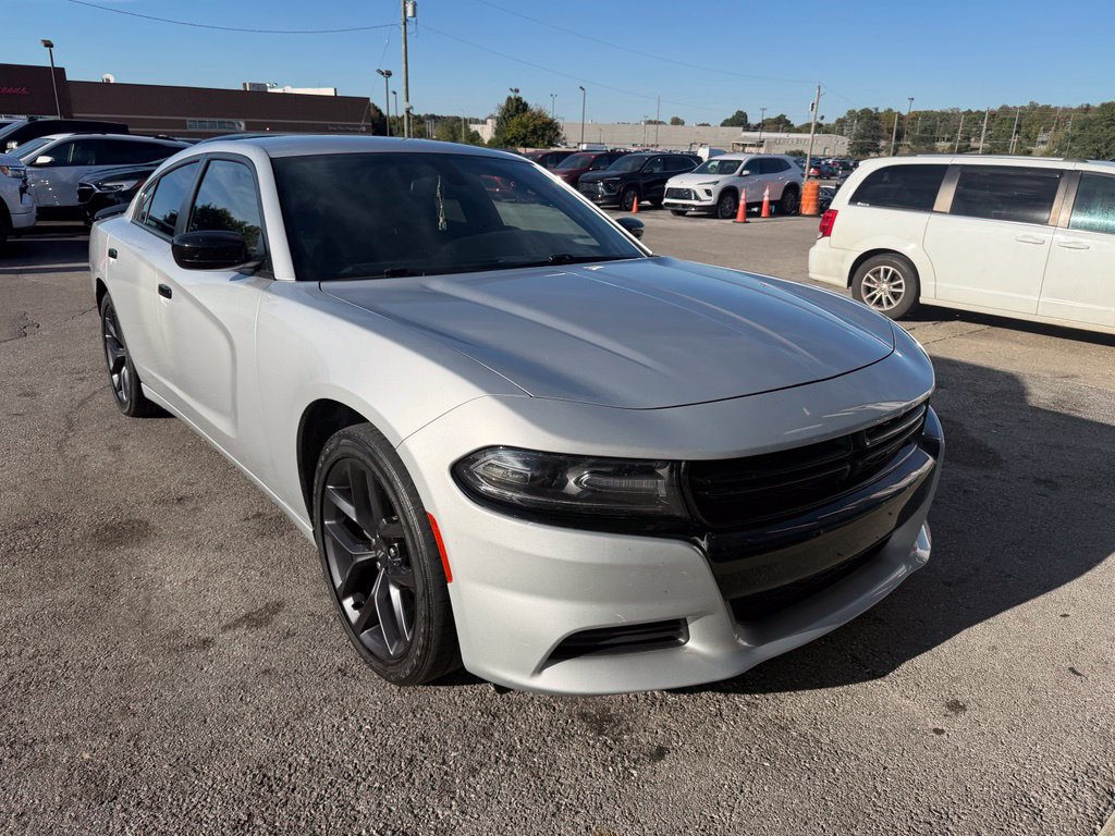Used 2021 Dodge Charger SXT w/ Blacktop Package RWD image 2