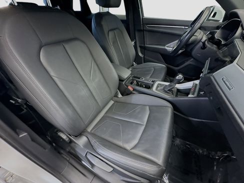 Used 2020 Audi Q3 2.0T Premium w/ Convenience Package image 15