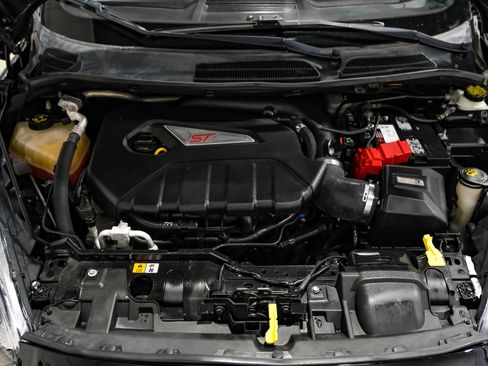 Used 2017 Ford Fiesta ST FWD image 53