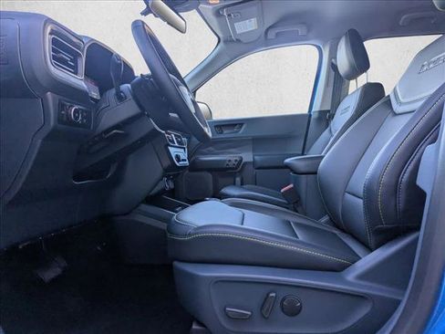 New 2026 Ford Maverick Lobo image 4