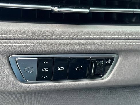 New 2025 Cadillac Escalade IQ Luxury 1 image 27