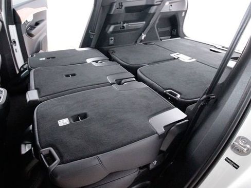 Certified 2025 Volvo XC90 B6 Plus w/ Protection Package Premier image 35