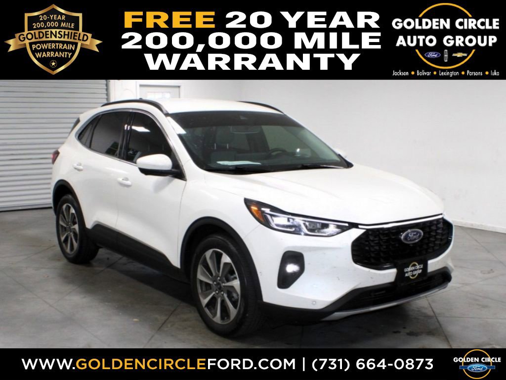 Used 2024 Ford Escape Platinum w/ Premium Technology Package AWD/4WD image 1