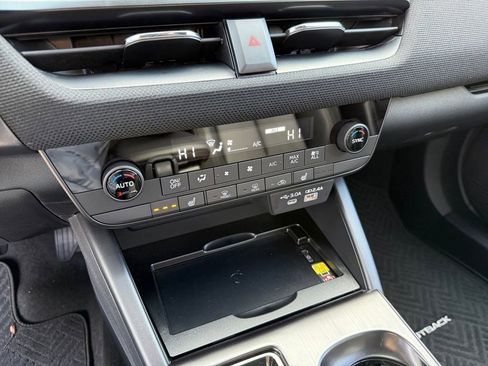 New 2026 Subaru Outback Limited image 19