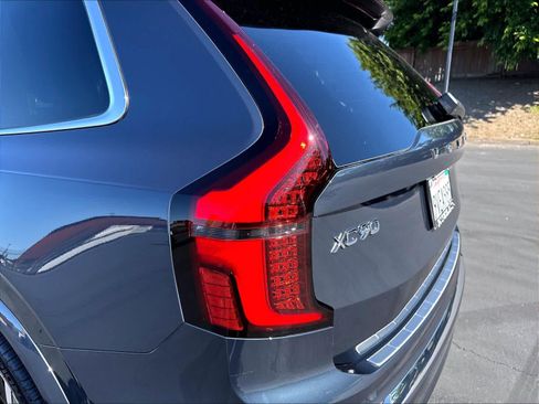 Used 2026 Volvo XC90 B6 Plus w/ Protection Package Premier AWD/4WD image 33