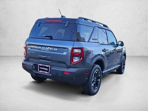 Used 2025 Ford Bronco Sport Outer Banks w/ Outer Banks Tech Package+ image 2