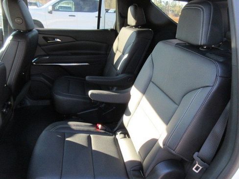New 2026 Chevrolet Traverse LT w/ Driver Confidence Package image 15