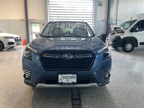 Used 2024 Subaru Forester Touring AWD/4WD image 2