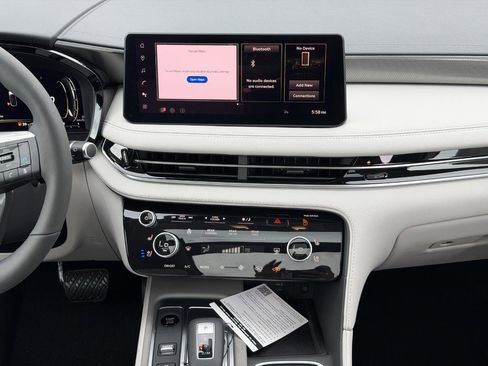 New 2026 INFINITI QX60 Luxe image 8