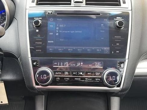 Used 2019 Subaru Legacy 2.5i Premium AWD/4WD image 18