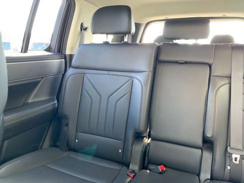 Used 2025 Hyundai Santa Fe SEL image 40