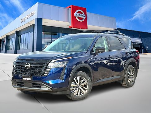 New 2026 Nissan Pathfinder SL image 1