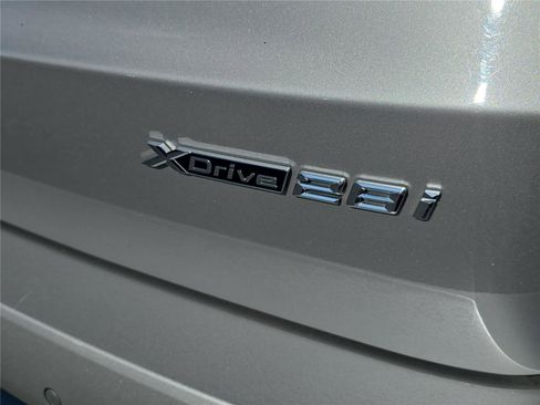 Used 2025 BMW X1 xDrive28i image 5