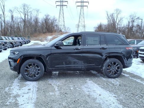 New 2026 Jeep Grand Cherokee Limited Reserve image 2